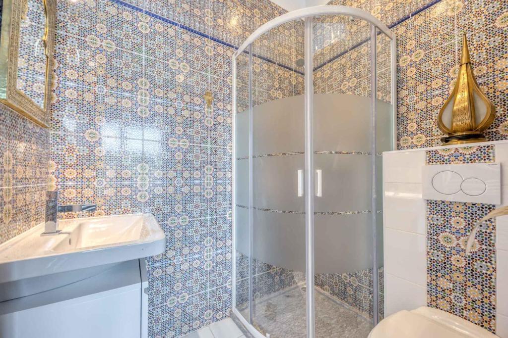 Ryad Mogador Liège - Resim 40