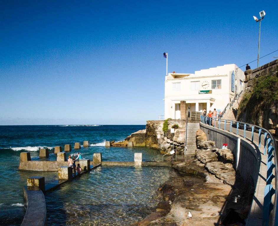 The Blenheim - Resim 24