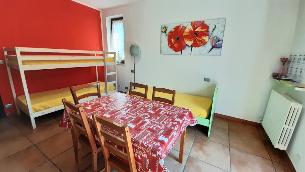 A bed or beds in a room at Le Palme Sona