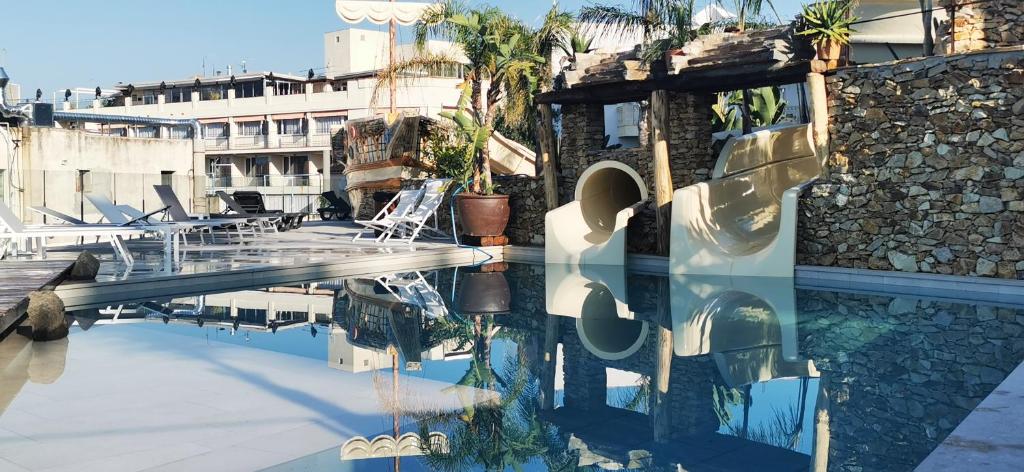 Bazén v ubytovaní Hotel Alba Seleqtta alebo v jeho blízkosti