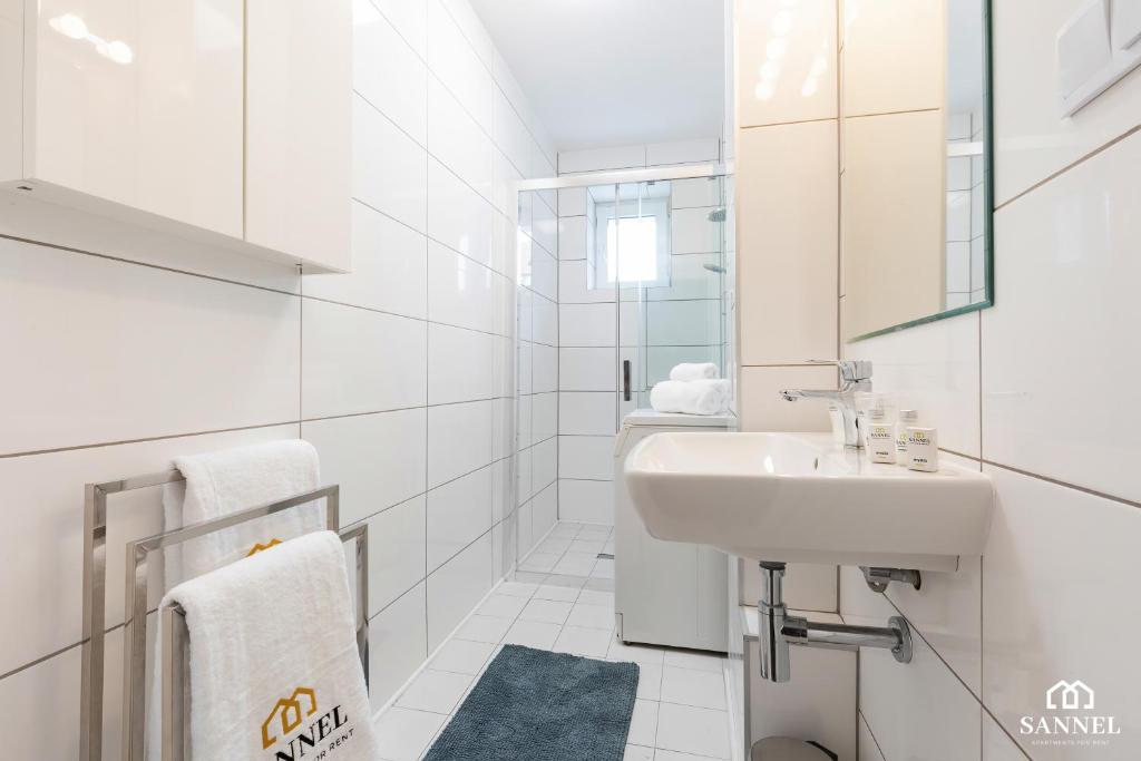 Kúpeľňa v ubytovaní Apartament Gryf w sercu Szczecina-SANNEL Apartments for rent