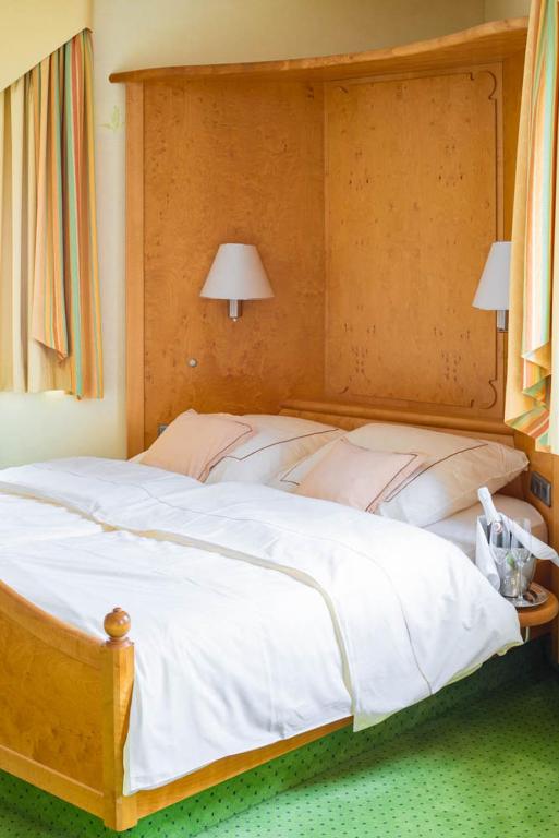 Hotel-Pension Eschwege - Large Double Room