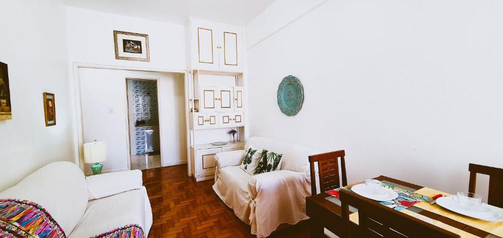  Excelente localização - Apenas 2 quadras da praia