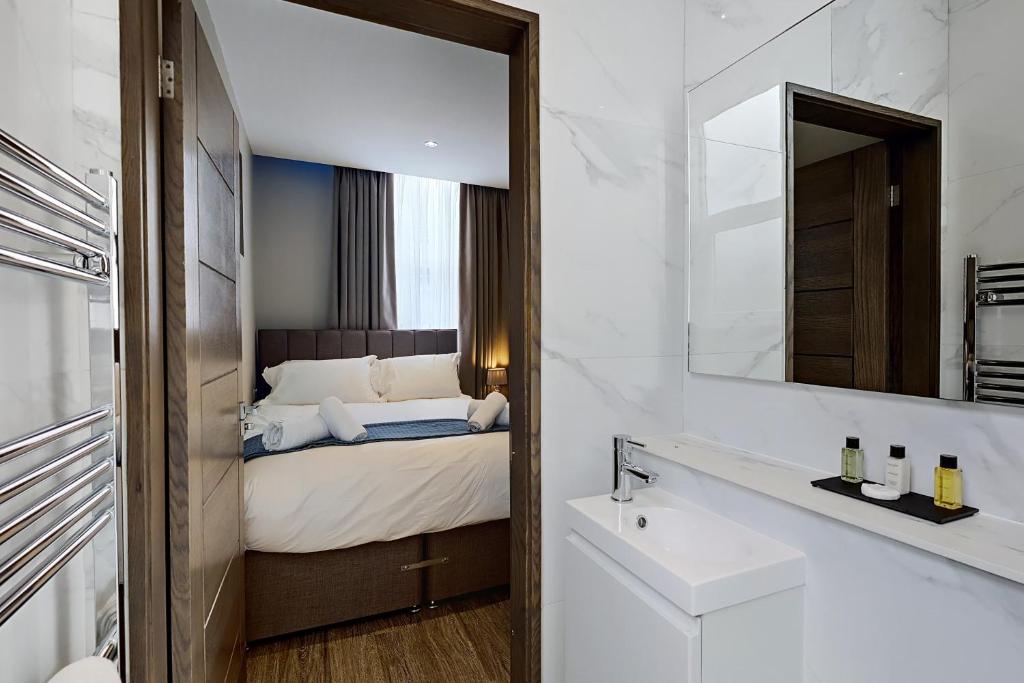 The Arc Hotel - Resim 25