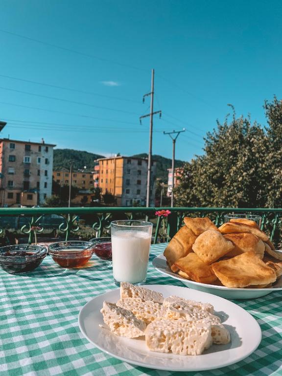 Eten bij of ergens in de buurt van het pension

