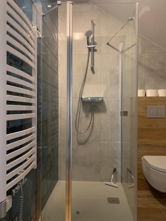 Kúpeľňa v ubytovaní SEN NA MIŁEJ - APARTAMENTY przy PLAŻY - GDAŃSK BRZEŹNO
