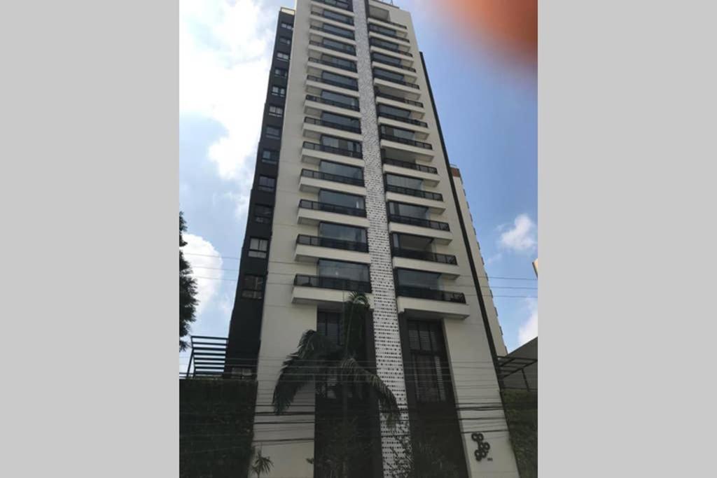 Apartamento de 1 dormitório no coração de pinheiros