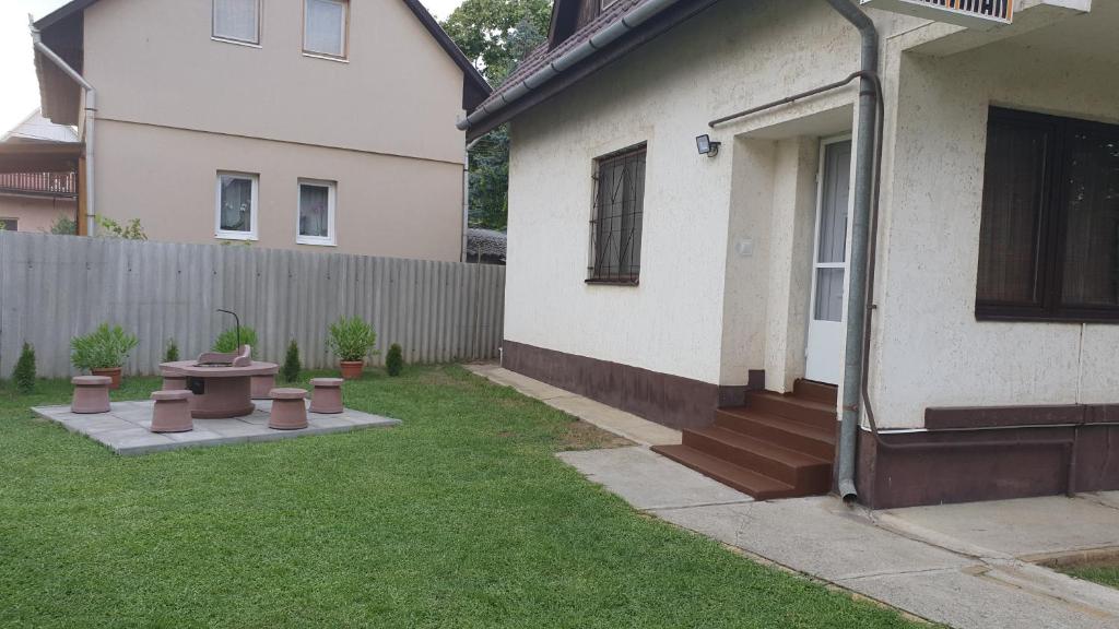 Budynek, w którym mieści się apartament