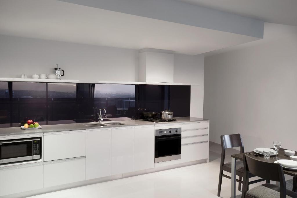 Mantra Circle On Cavill - Resim 21