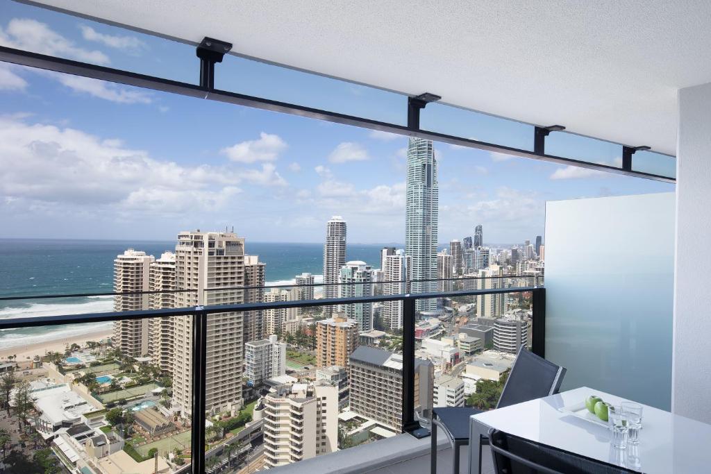 Mantra Circle On Cavill - Resim 19