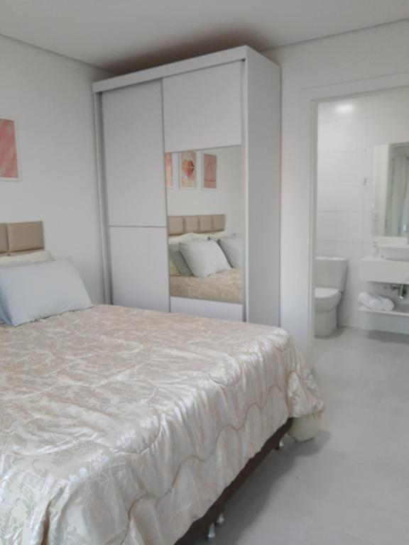  Apartamento com vista pro mar próximo ao Beto Carrero