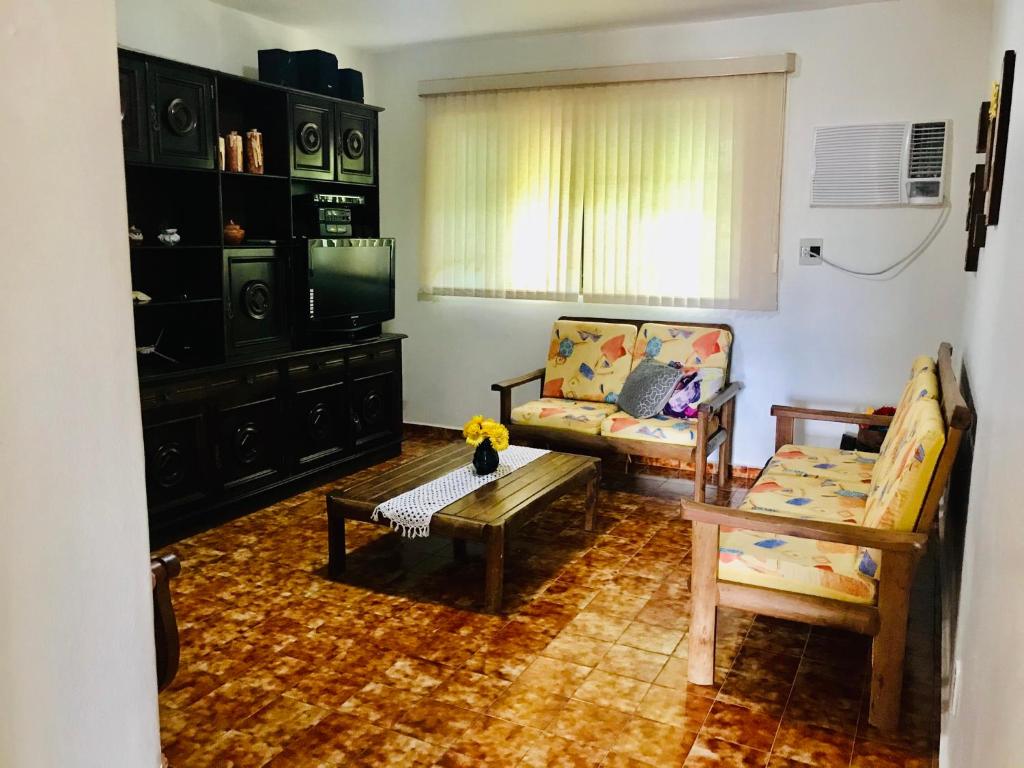  Aconchegante apartamento a 100 mts da Praia Grande e a 300 mts da Tenório