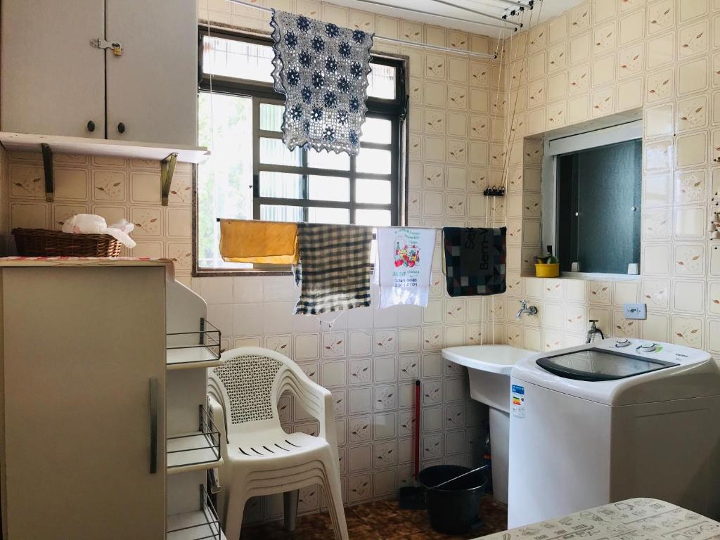  Aconchegante apartamento a 100 mts da Praia Grande e a 300 mts da Tenório