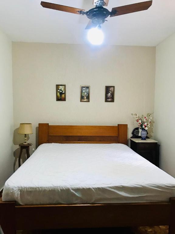  Aconchegante apartamento a 100 mts da Praia Grande e a 300 mts da Tenório