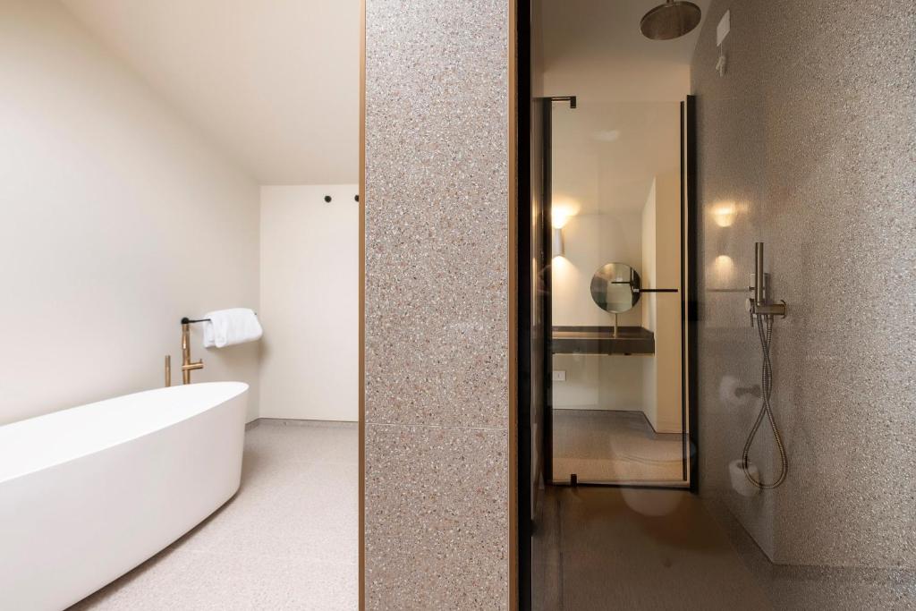 Hotel Villa Soligo - Small Luxury Hotels of the World - King Suite