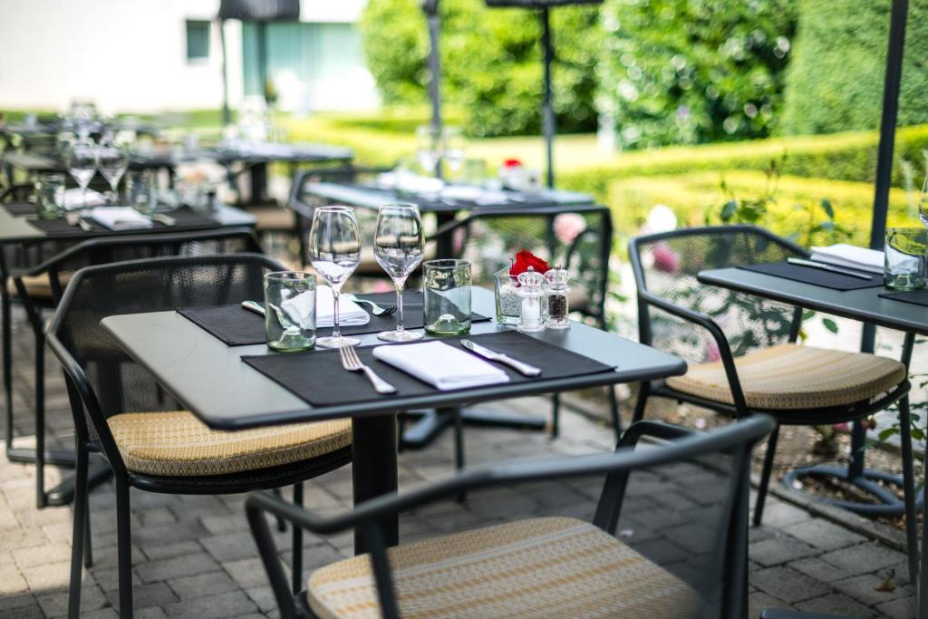 Restaurace v ubytování Hostellerie Le Petit Manoir