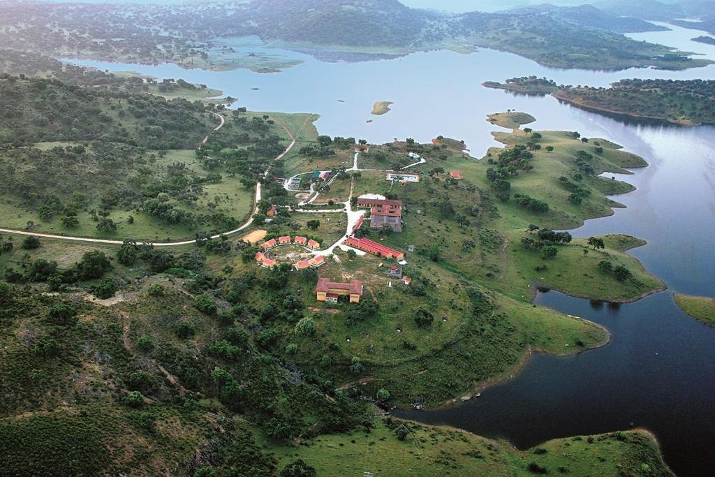 Een luchtfoto van Villa Rural Sierra Hueznar