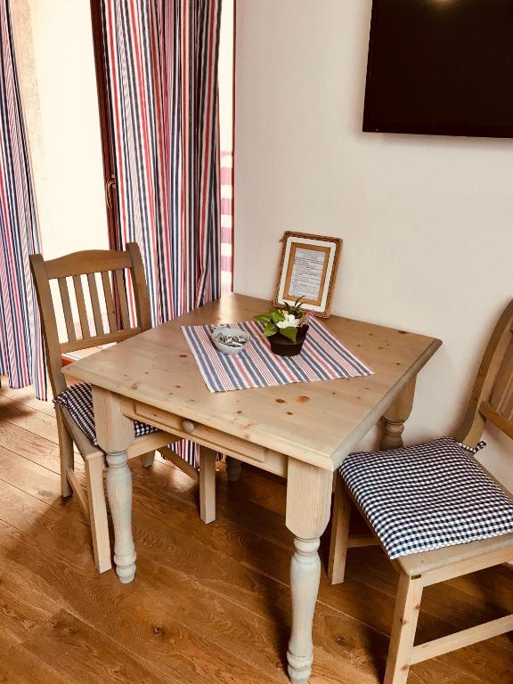 Fotografie z fotogalerie ubytování U Námořníka-Restaurant a penzion v Hukvaldech