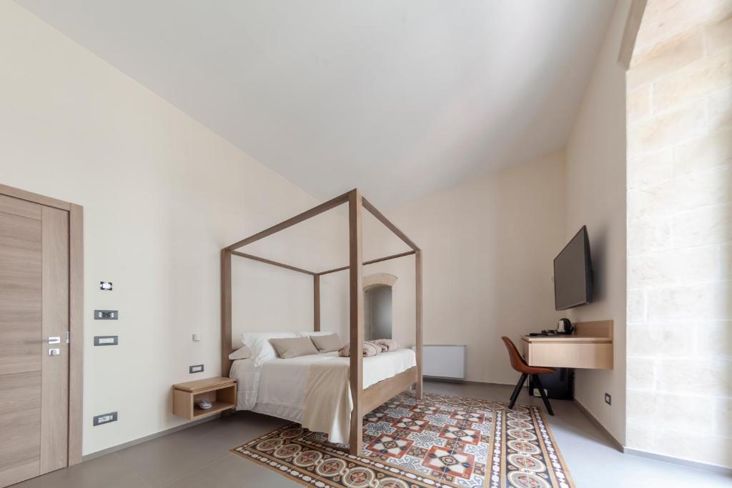 Postel nebo postele na pokoji v ubytování METEORON Luxury Rooms