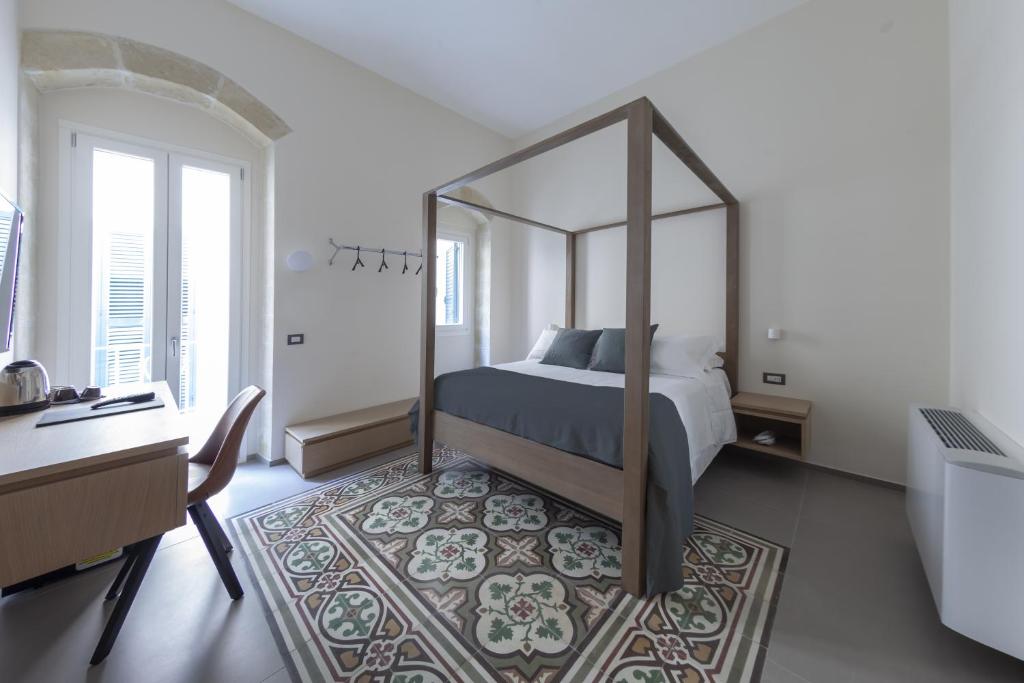 Postel nebo postele na pokoji v ubytování METEORON Luxury Rooms