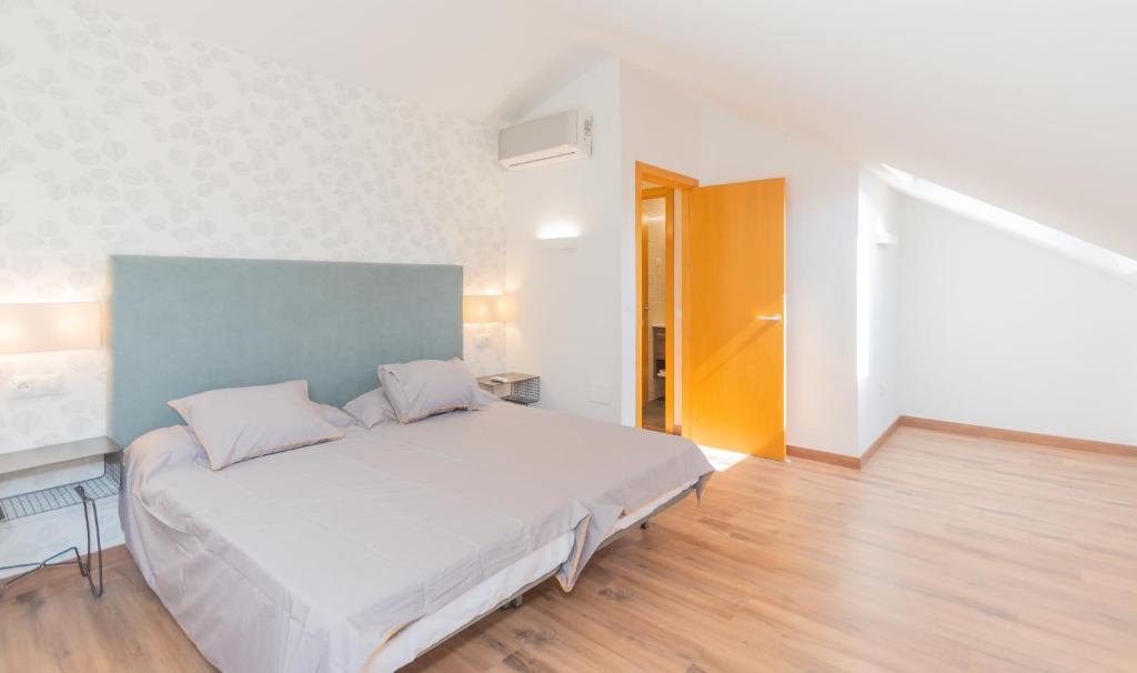 Cubos Apartamento Gades & free parking, Málaga – Updated ...