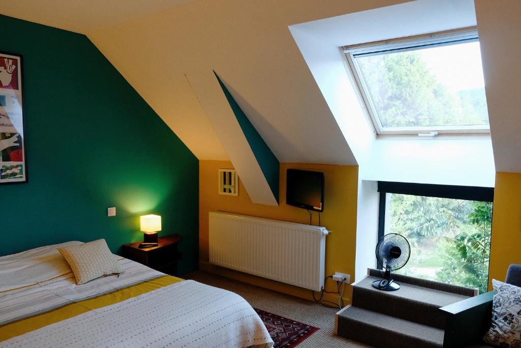 La Maison Jaune à la Janaie - Suite Avec Vue Sur Jardin