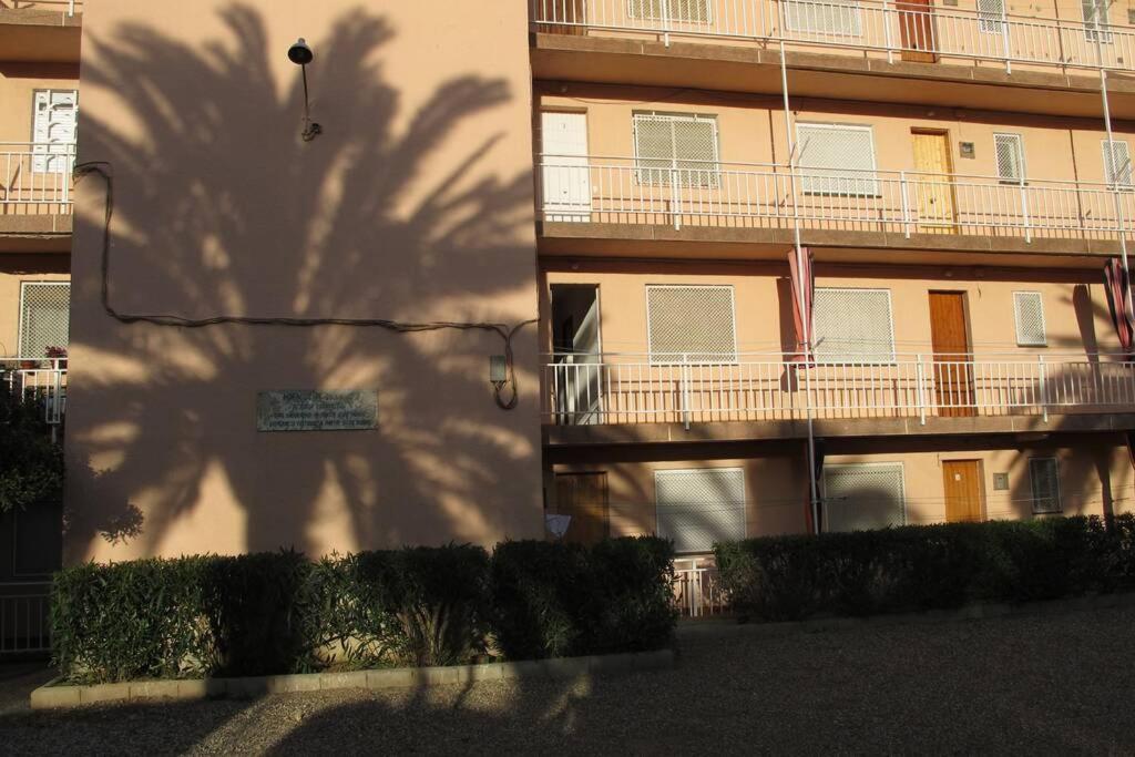 Apartment in front of Arrabassada Beach, Tarragona ...