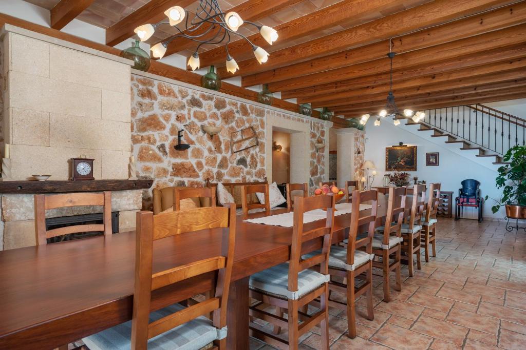 Restaurace v ubytování Son Lloringo