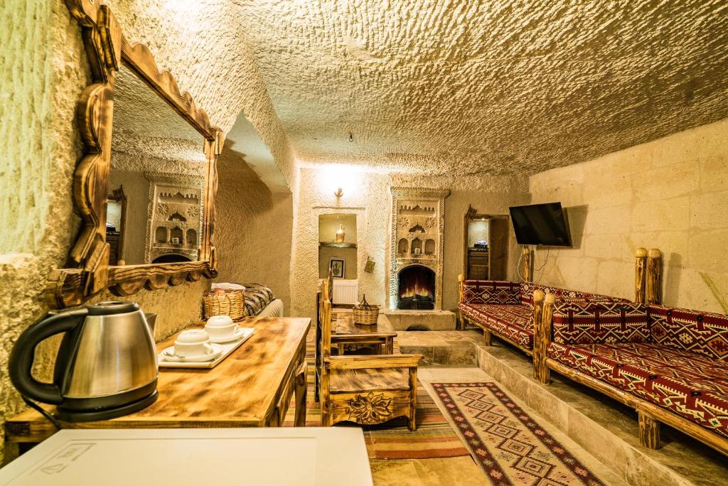 Cappadocia Ennar Cave Swimming Pool Hot & SPA - 16