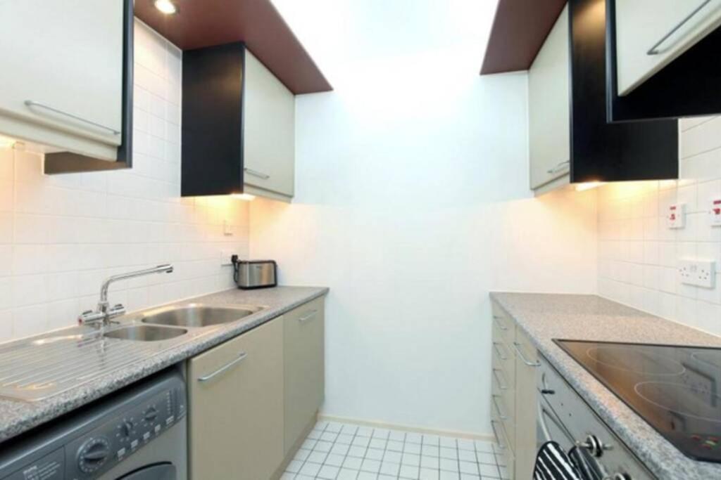Studio Apartment close to Gloucester Road Station