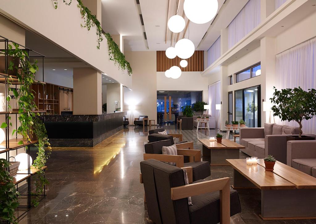 Posedenie v ubytovaní Cactus Hotel