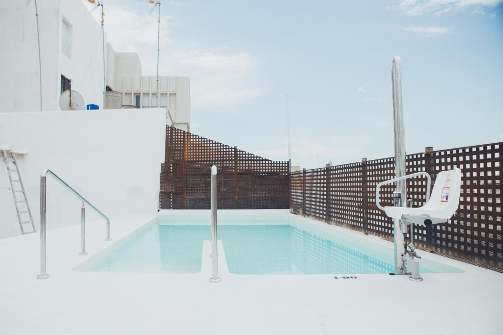 Cadiz Inn Suites & Apartments, Cádiz – Updated 2022 Prices