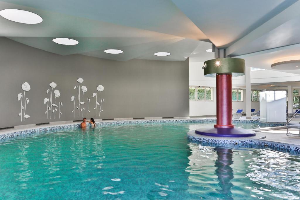 Bazén v ubytování Hotel Savoia Thermae & SPA nebo v jeho okolí