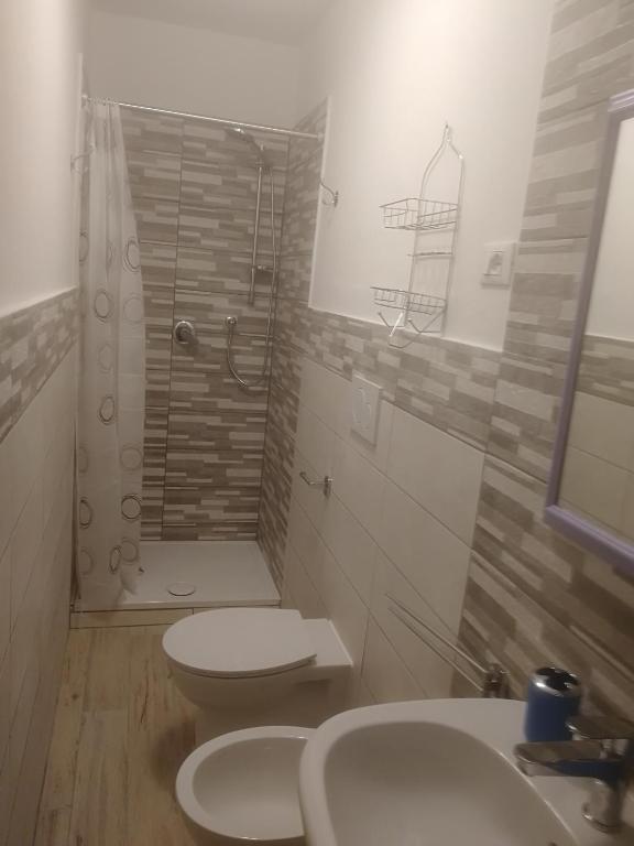 Łazienka w obiekcie CASA ANTONIETTA