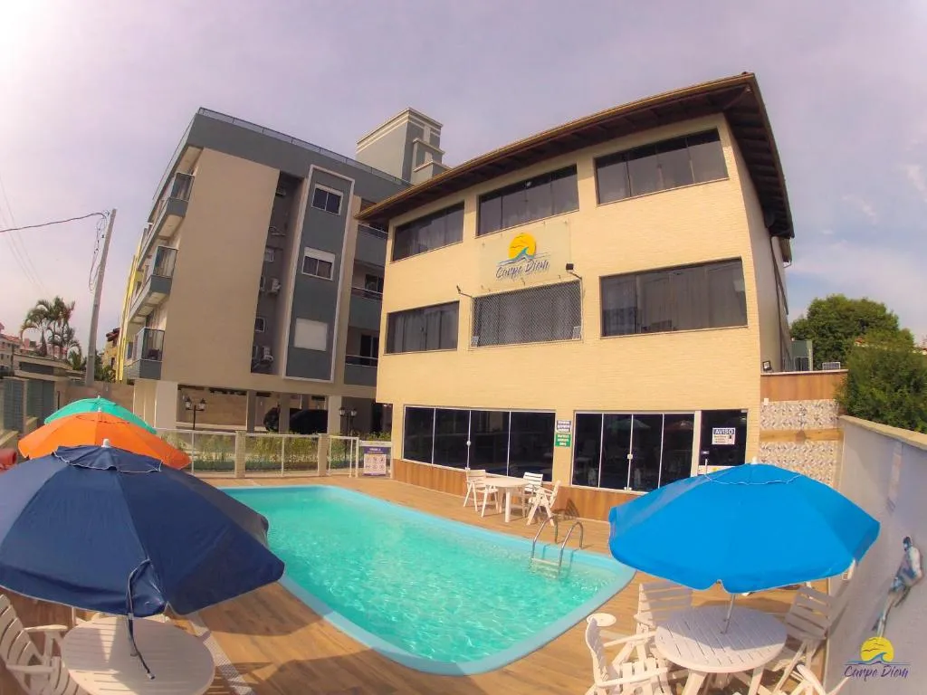 Apartamento triplo, Florianópolis, Brazilia