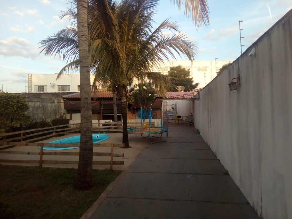  CASA COM PISCINA EM UBERABA