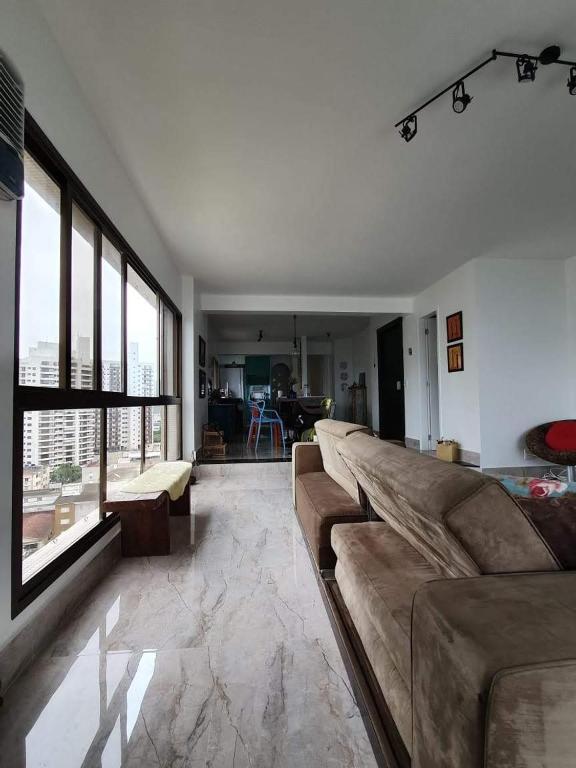  Apartamento Guarujá pé na areia