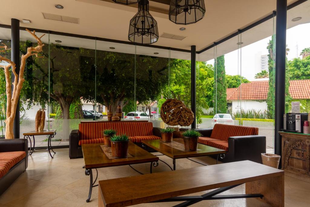 Posezení v ubytování Hotel Flamingo Inn