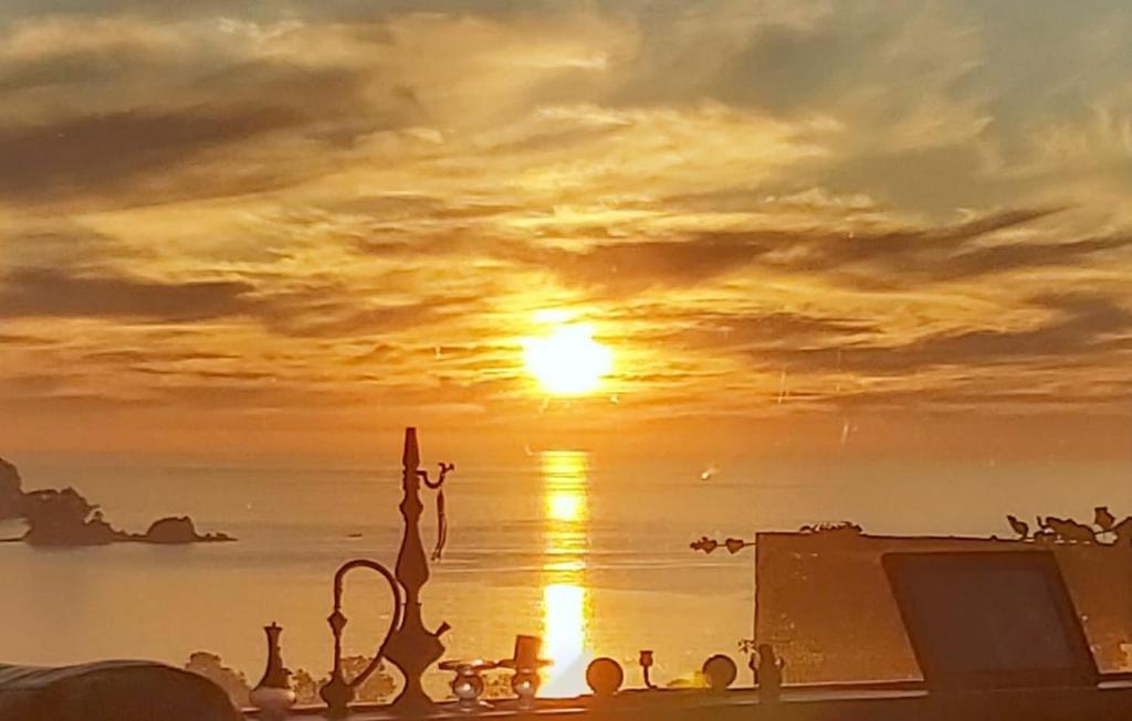 Samadhi Lodge Pingueral - Housity