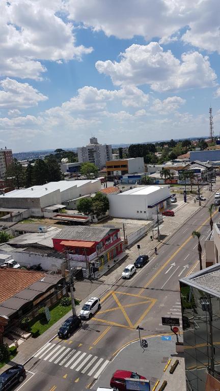  Apto confortável e ótima localização em Pinhais