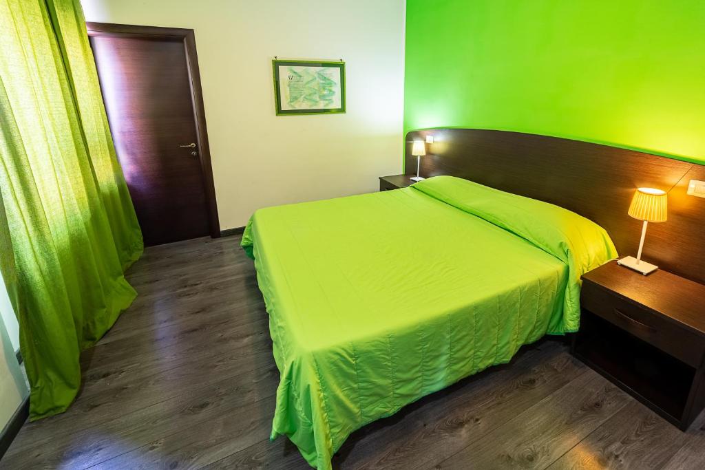 Difronte Ai Musei Vaticani - 9