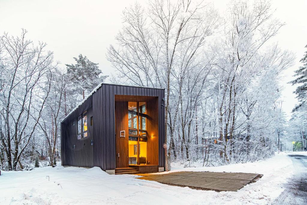 Gravity by The Hakuba Collection talvel