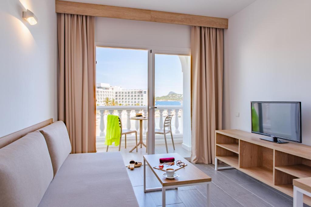 The Beach Star Ibiza - Adults Only, San Antonio Bay – Updated ...