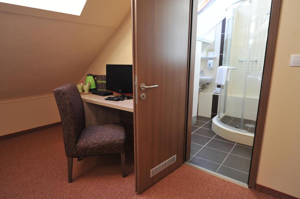 Centrooms Eger - Resim 3