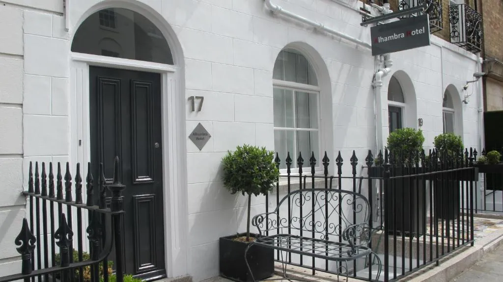 Alhambra Hotel, Londra, Marea Britanie