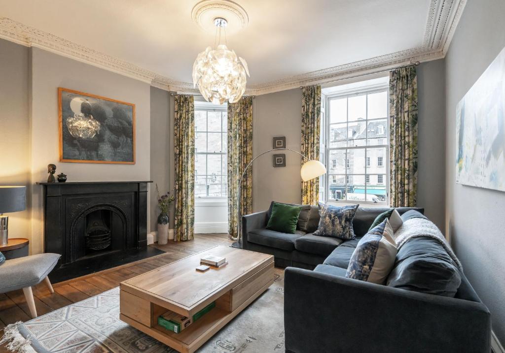The St Patrick Square Residence - Housity