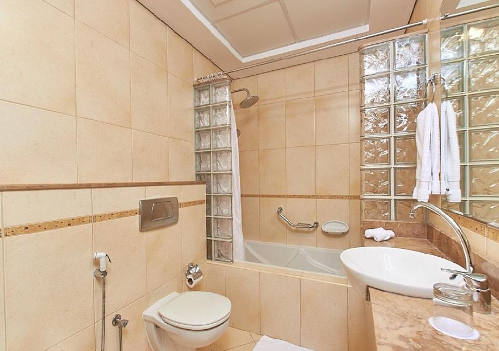 Koupelna v ubytování Mughal Suites