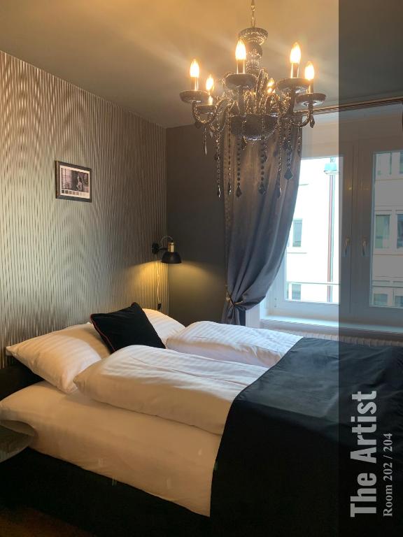 The Henry Self Check-In Guesthouse - Resim 40