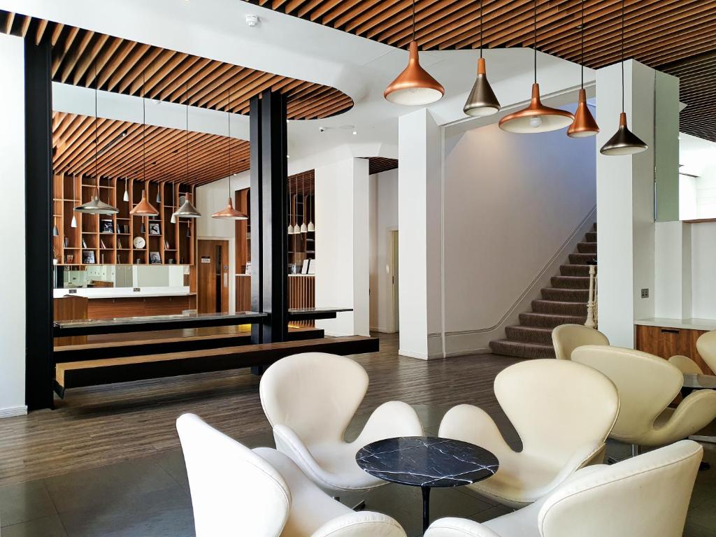 Mowbray Court Hotel - Resim 16