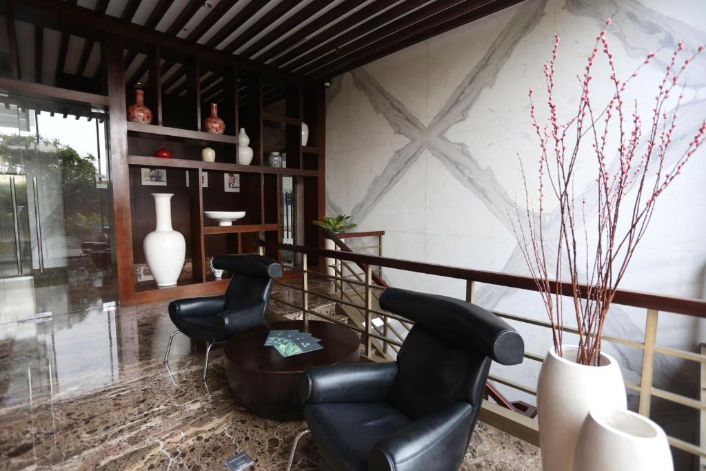 Posezení v ubytování Veranda Serviced Residence Puri
